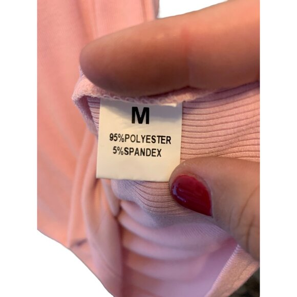 🌸3/$15🌸Blush Pink Ribbed Tank with Round Neckline sz M - Picture 3 of 3